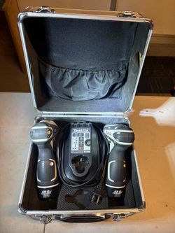 Makita 10.8 V cordless drill combo kit