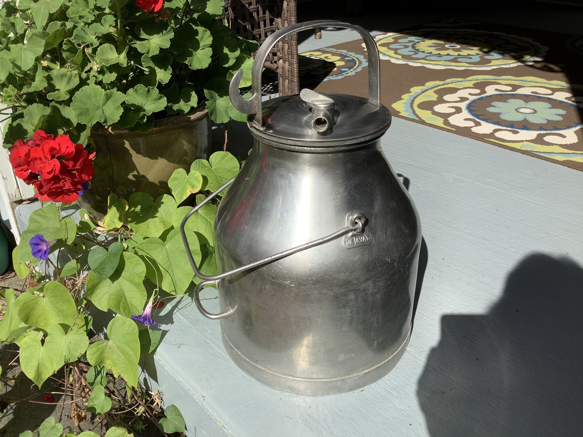 De Laval 5 Gal. Milk Pail W/ Top And Many Components