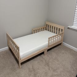 Wooden Toddler Bed