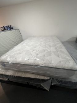 Mattress Queen