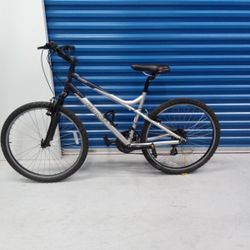 BICYCLE GIANT 27 SPEED BRAND NEW 