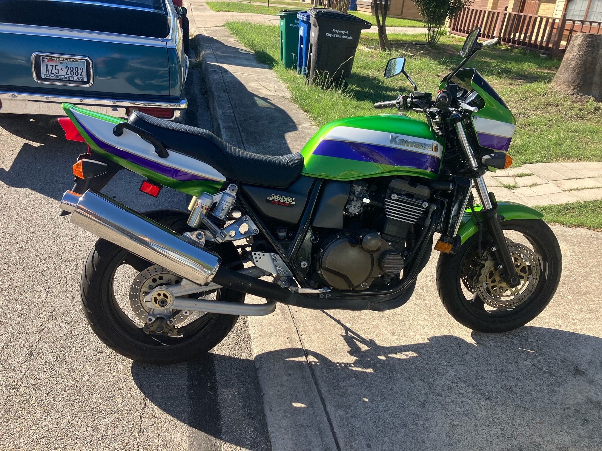 2001 Kawasaki ZRX 12R