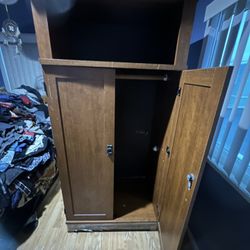 Wardrobe Cabinet