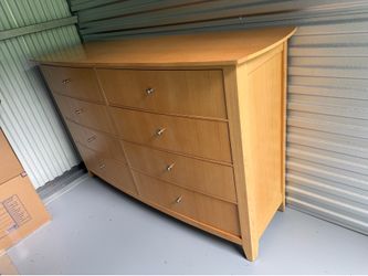 Thomasville Dressers