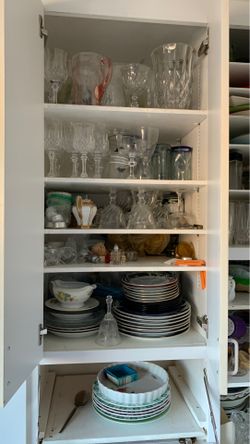 Very Fancy glass/plates/cups! Bulk deal!