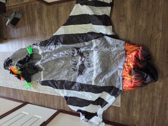 HALLOWEEN INFLATABLE