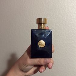 Versace Dylan Blue 50 ml 