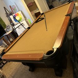 Pool table