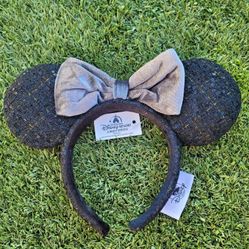 Disney Minnie Mouse Ears Black Sequin Headband