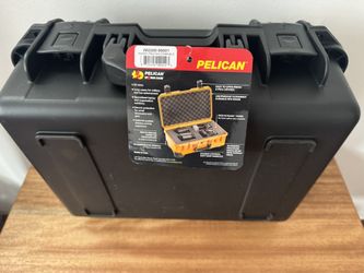 Pelican Storm iM2200 Case With Foam (Black)