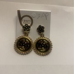 Aretes