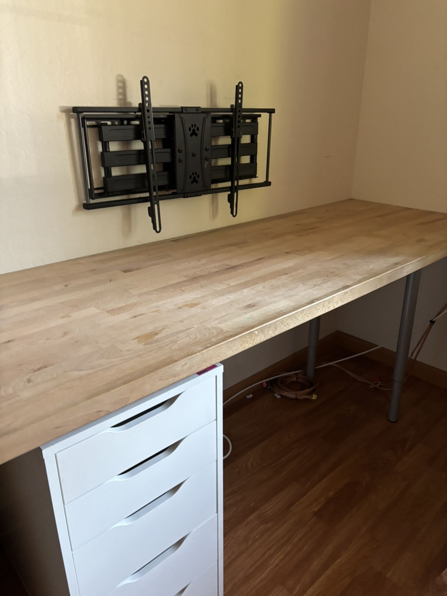 Desk with Cabinet