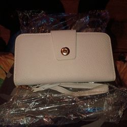 Women's Wallets A White Or Brown $10 Each