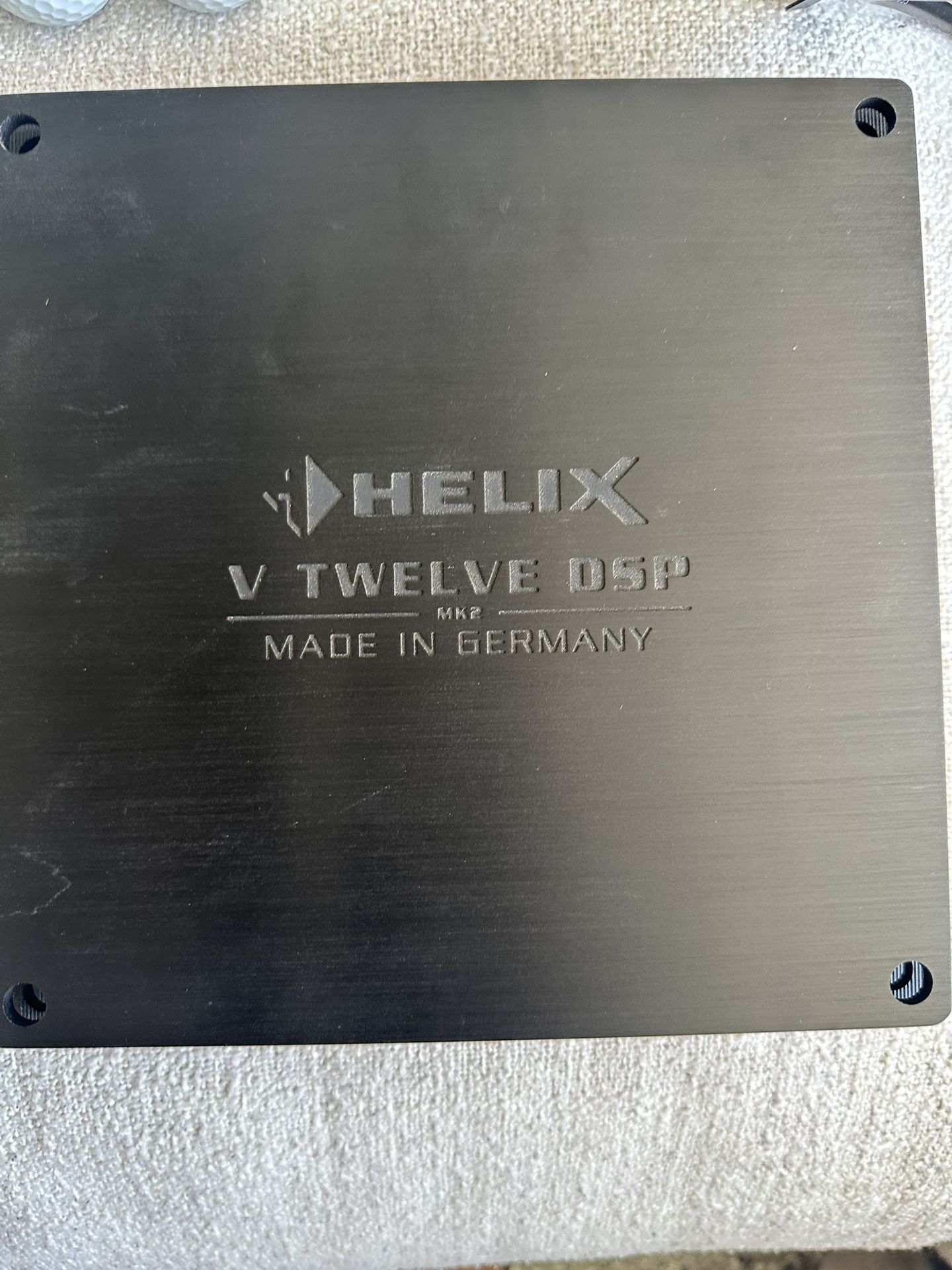 Helix  V Twelve DSP Amplifier