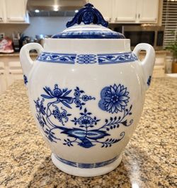 Vintage Epiag Czechoslovakia Blue White Porcelain Lidded Jar Urn Handled