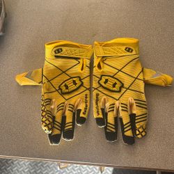 Football Gloves