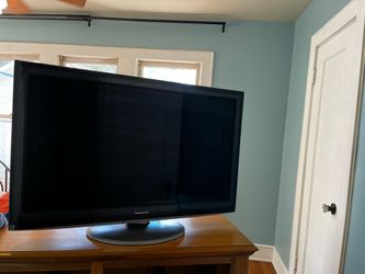 Panasonic- 42” tv  - see description