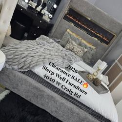 💥 Queen, King, Cal King Light Up Fireplace Bed Frames 💥 Furniture Sectionals Avail