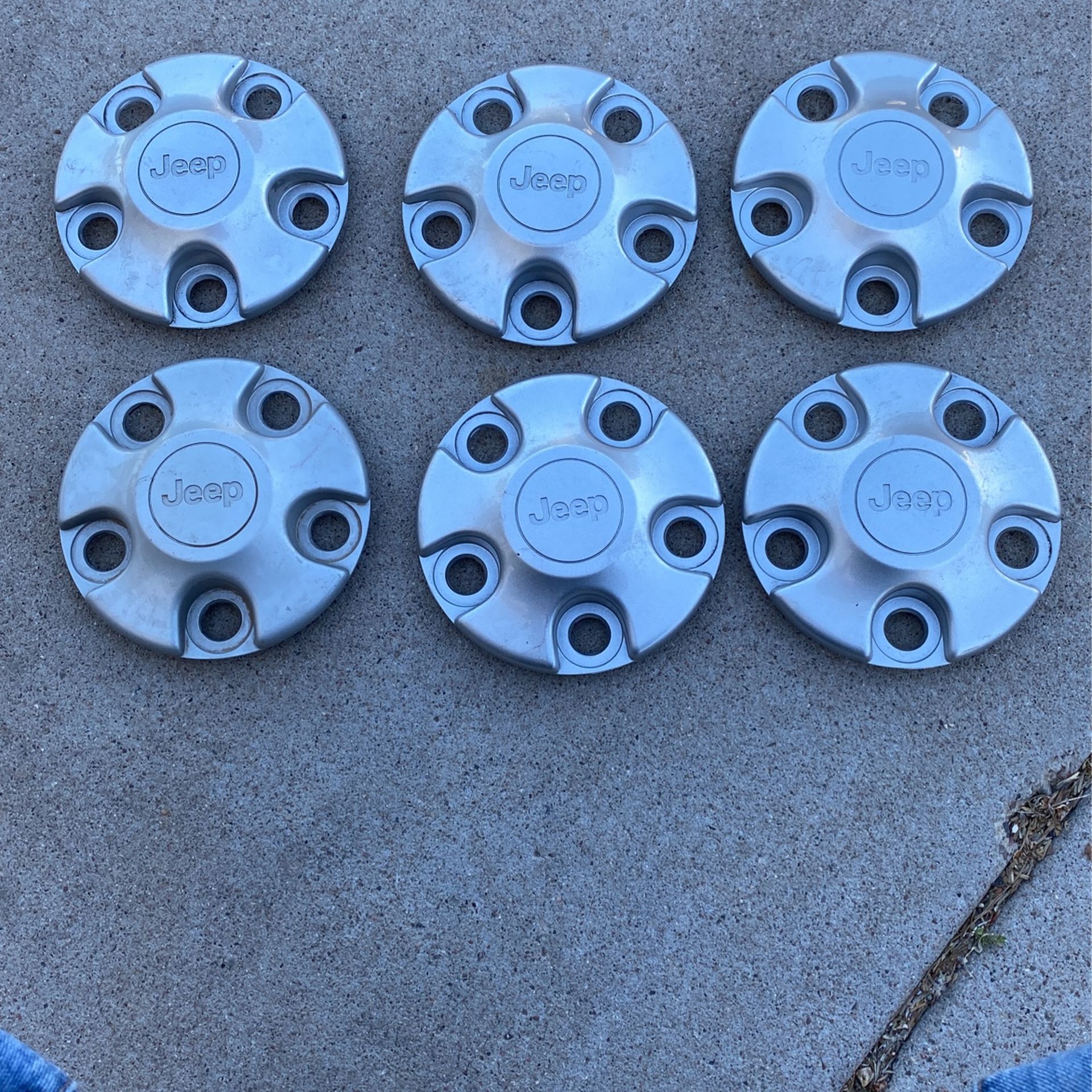 Jeep Steel Wheel Hubcaps 5x5