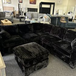 Sectional With Ottoman 