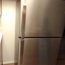 Ge Refrigerator 