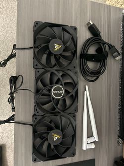 Non rgb case fans and antennas and extra do cord with screws
