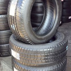 265/60/18 MICHELIN DEFENDER LTX (4 TIRES USED)