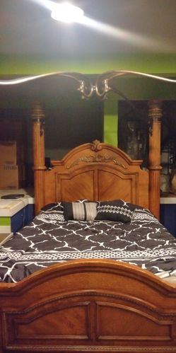 Solid wood queen bellagio bedroom set