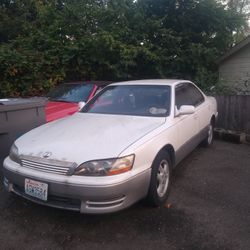 1995 Lexus ES