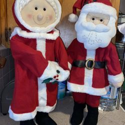 Santa Claus & Mrs Claus