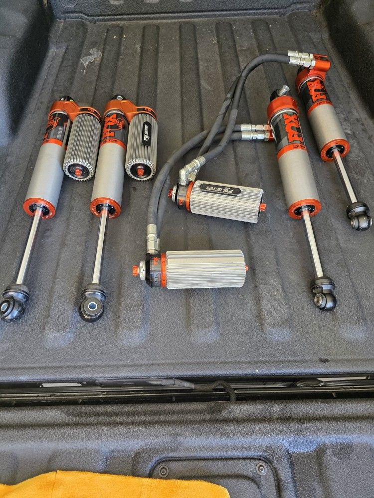 Jeep Gladiator Fox 3.0 Shocks