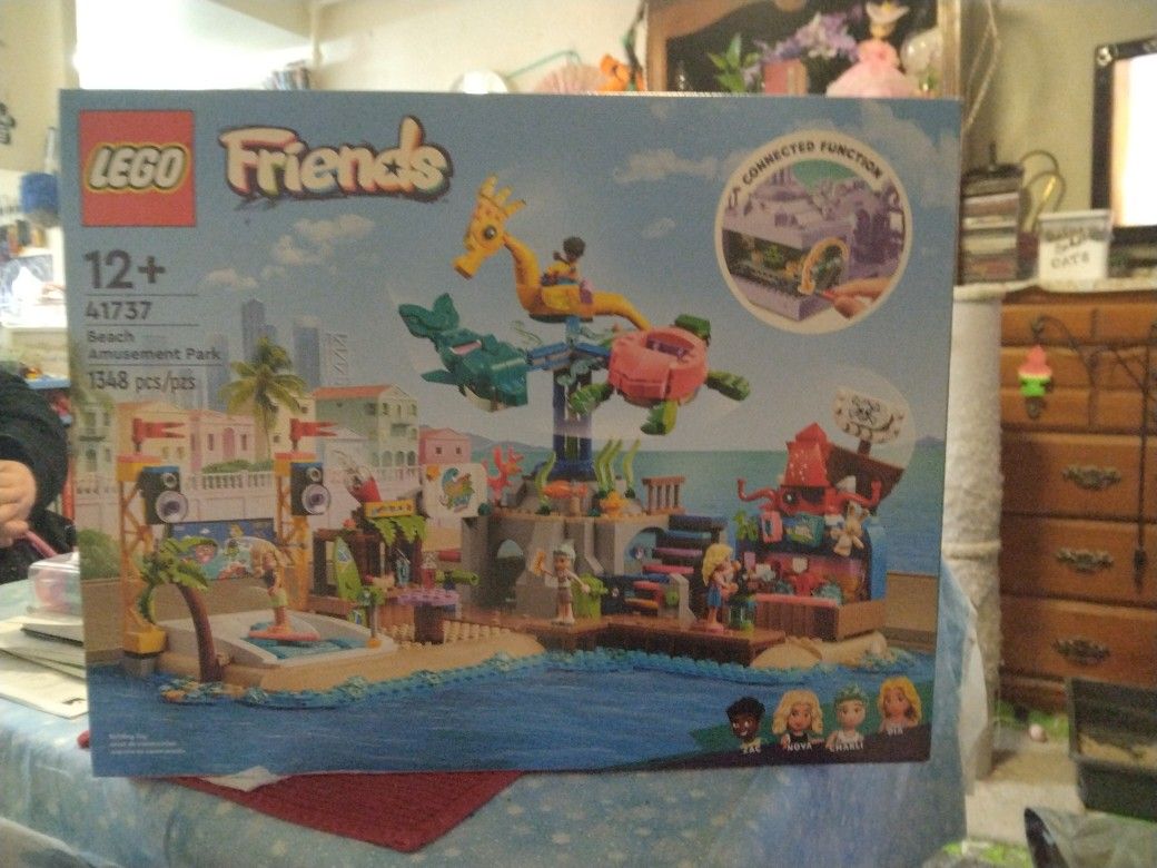 Lego Friends Beach Amusement Park