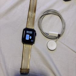 Apple Watch Series 7 (41mm, GPS)