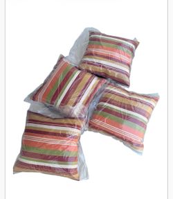 4 Patio/Outdoor pillows