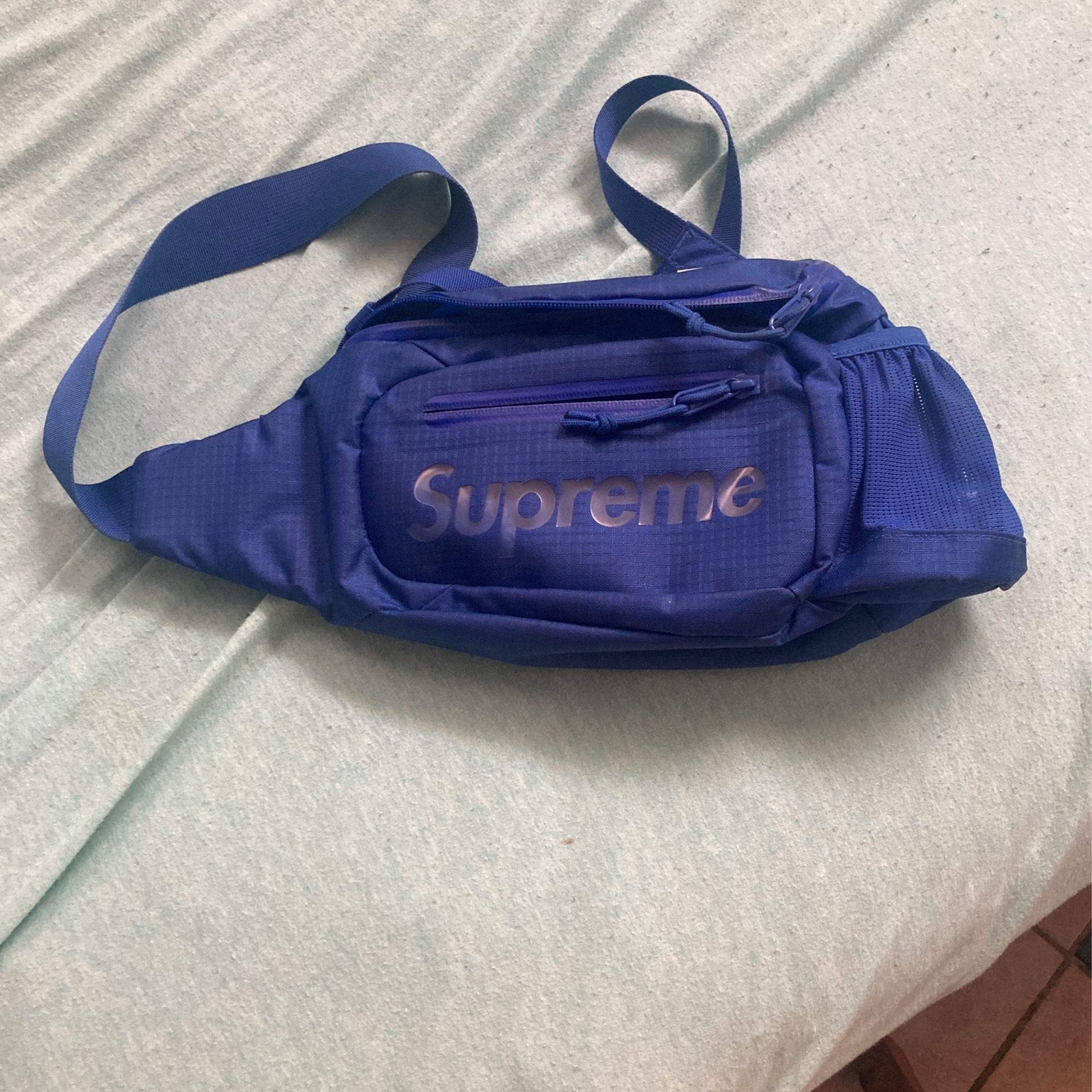 Supreme Crossbody Bag SS2021