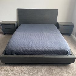 4 Piece Bedroom Set 