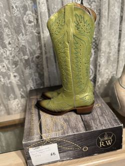 Women Boots