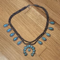 Western Necklace 