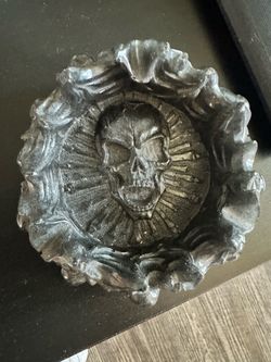 Skulls Ash Tray