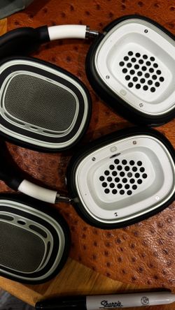 AirPods Pro max - Perfect condition - Original owner