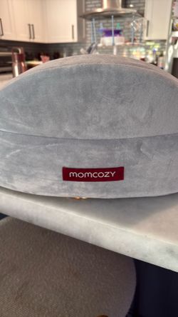 Momcozy breastfeeding pillow