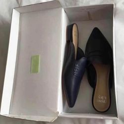 ‼️ New with Box Crown & Ivy Navy Tammy Flats Message If Interested ‼️