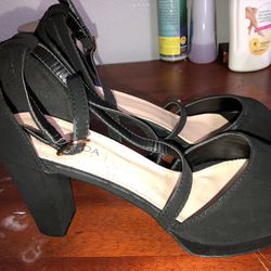  black heels 