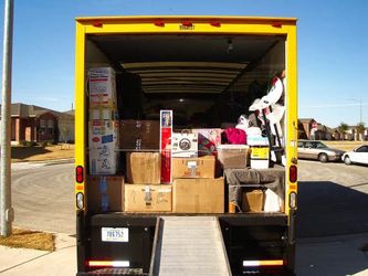 MoVING.....Box Truck...