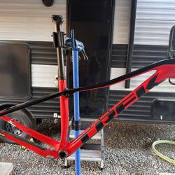 Trek Procaliber Frame Small W/ S Works Seat Post 