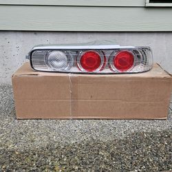 Acura Integra Right Hand Tail Light, Clear Lens