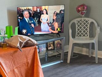 Glass TV shelf - $10 ASAP  TUE 6/9 ONLY