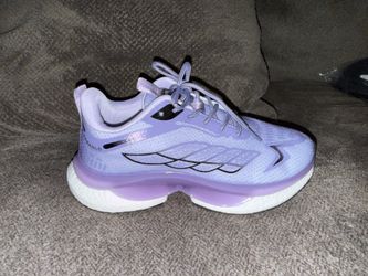 Armadilo shoes Woman’s size 8 purple