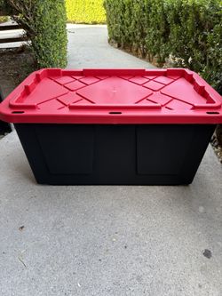 27 Gal Plastic Container New