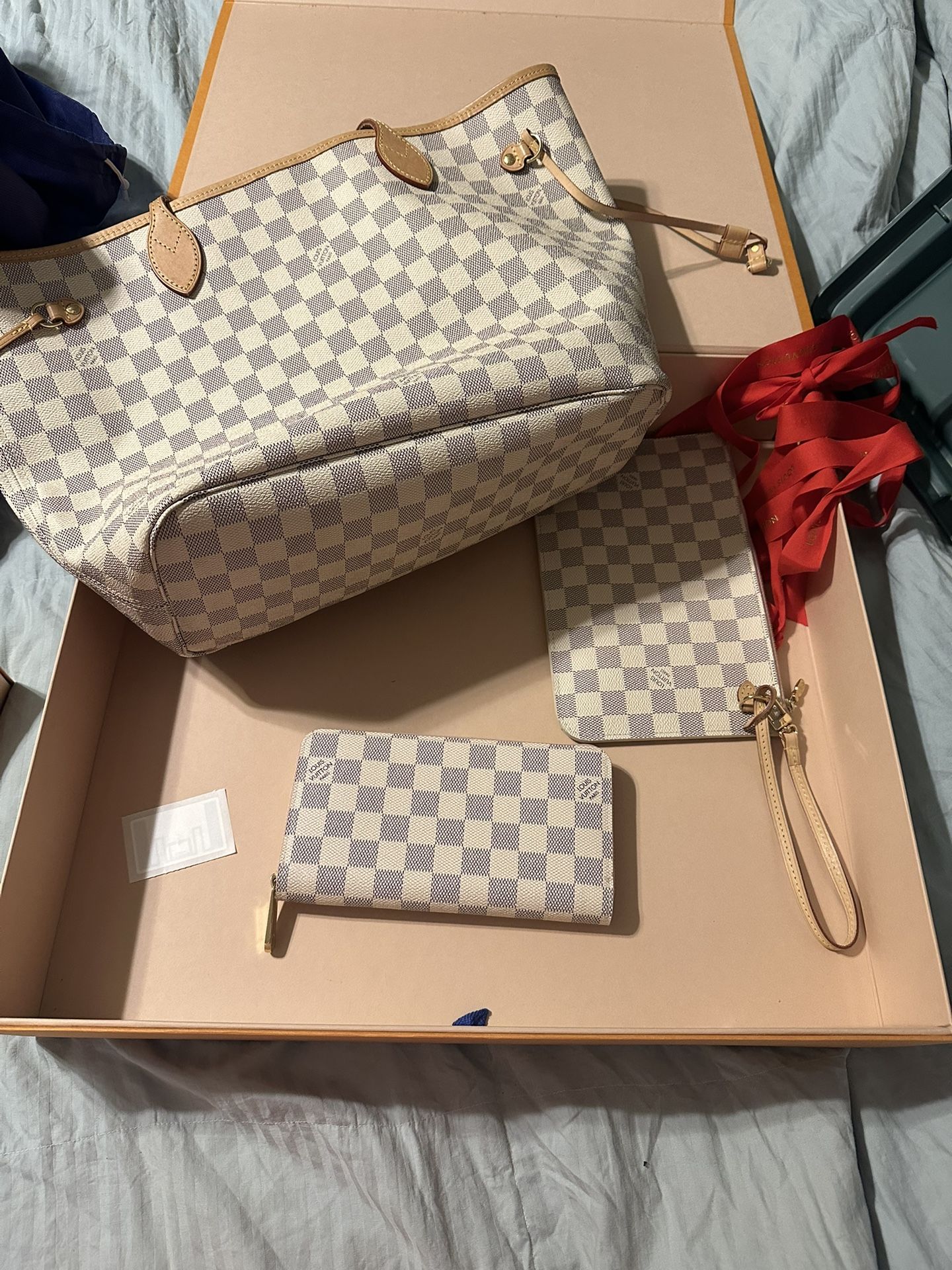 Louis Vuitton Neverfull MM and Wallet